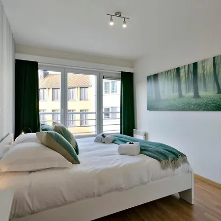 Sunny, New Flat With Open View, In The Heart Of Ostend And Close To The Fishing Port Appartement *